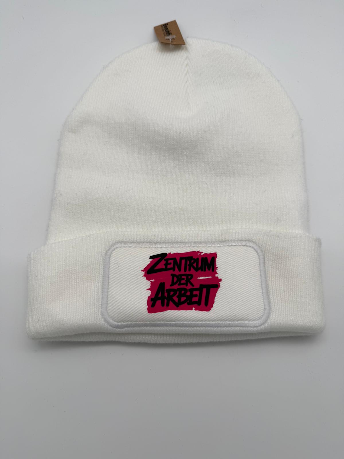 Beanie mit „Zentrum der Arbeit“-Logo – inspiriert vom TikToker Kevin der Allerchte